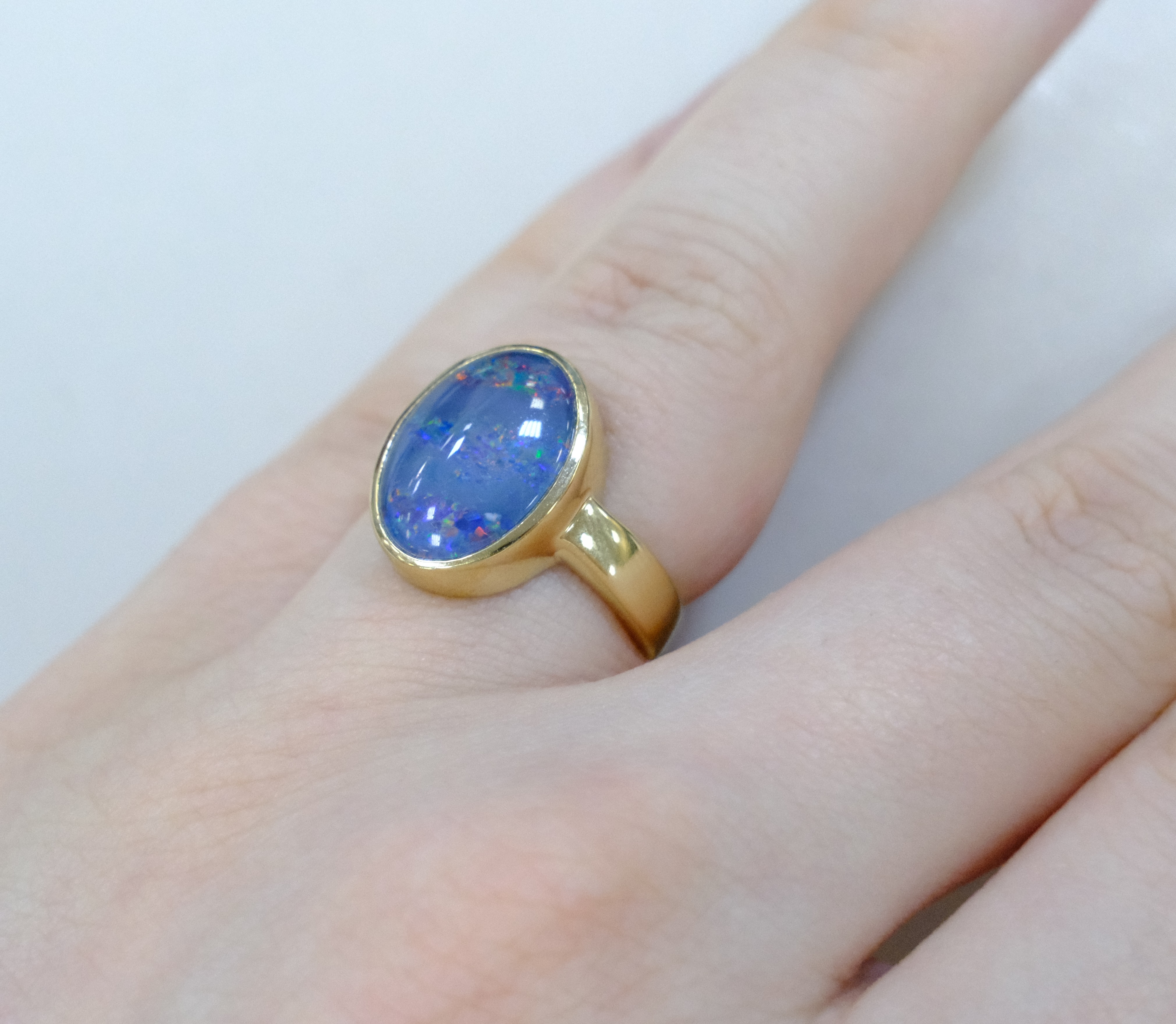 Серебряное кольцо с опалом